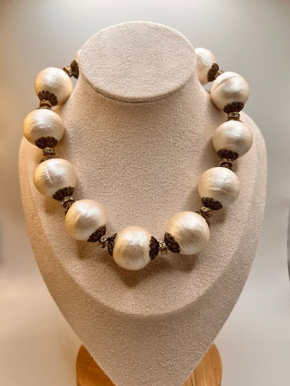 Signed Vintage Vendome Faux Pearl Rhinestone Statement Necklace Choker 17 in